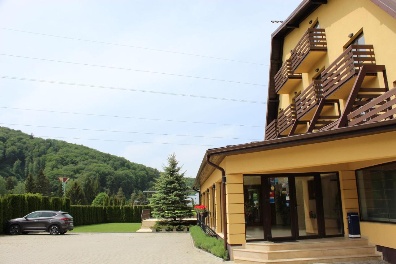 Vila Trapez Săcele Exterior foto